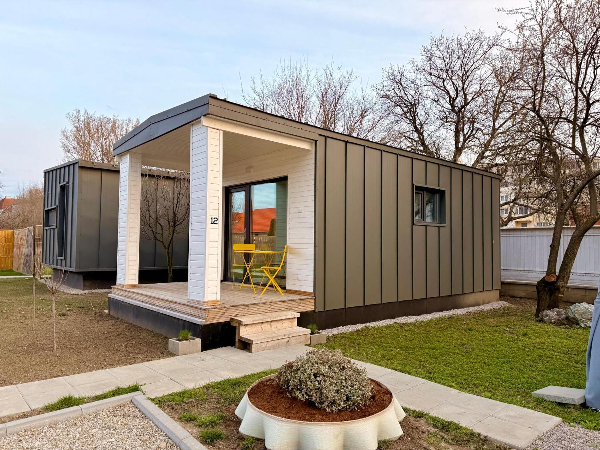 Pixel - Tiny Village Tirgu Secuiesc Exterior photo